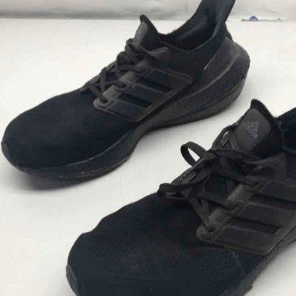 Adidas Men's Ultra boost 22 Running shoes, PYV 702001 Size 12